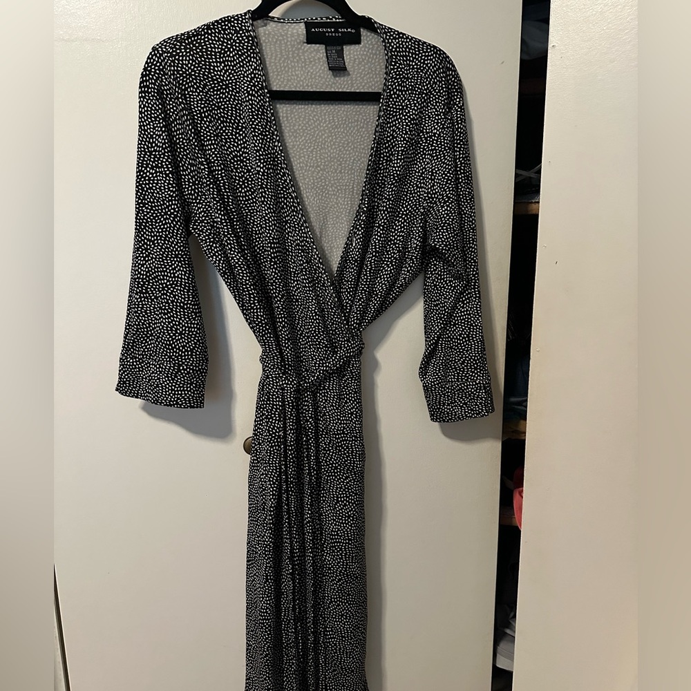 August silk size 14 silk wrap dress.